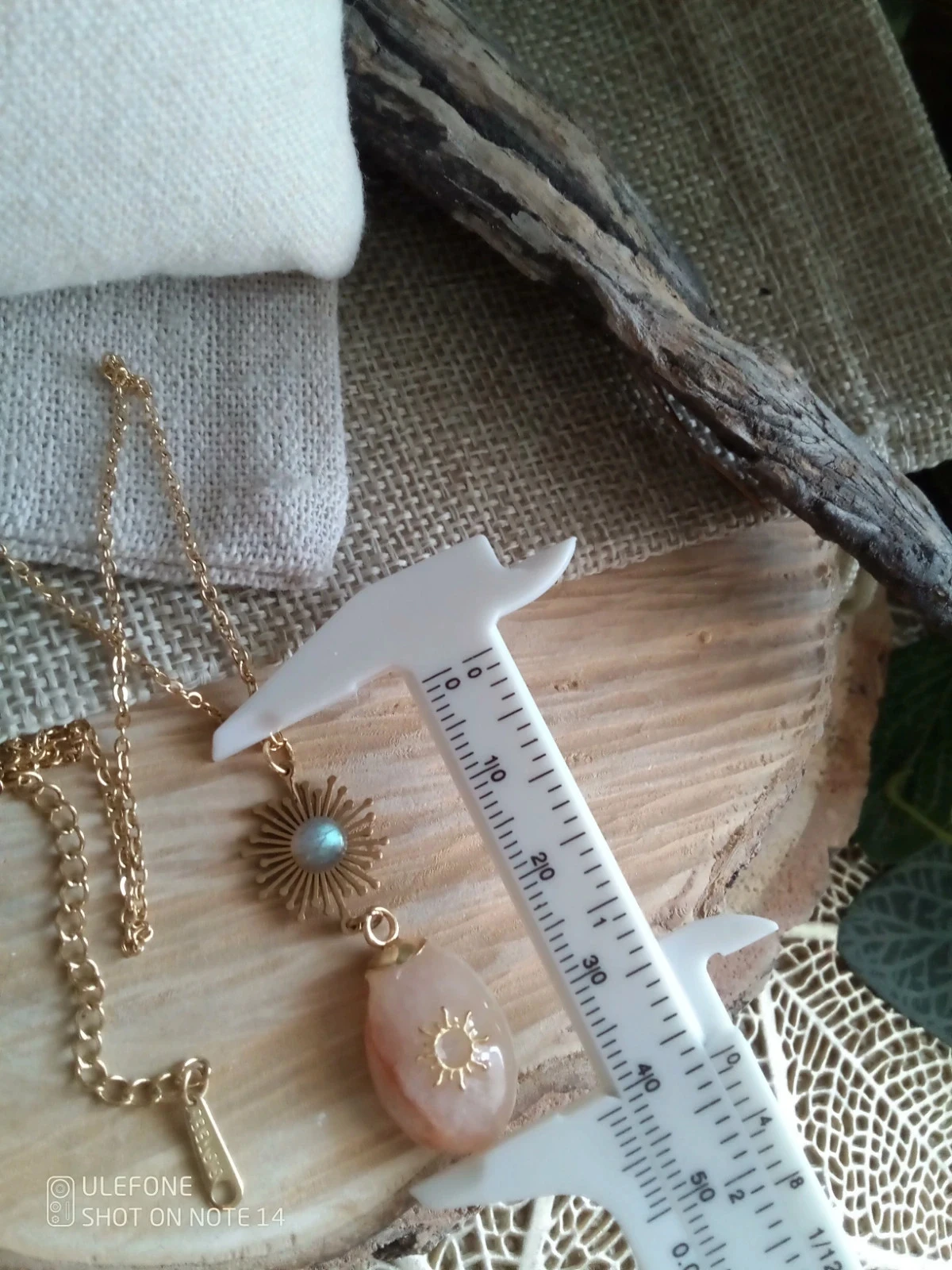 Golden sun necklace with labradorite stone – photo 3
